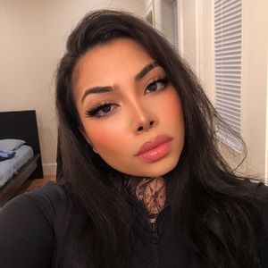 Meet your Posher, Mel